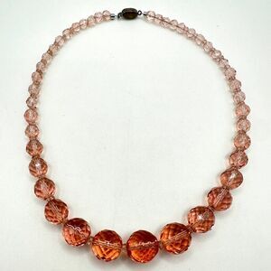 15" Vintage faceted Pink Crystal graduated beaded necklace with ornate clasp!